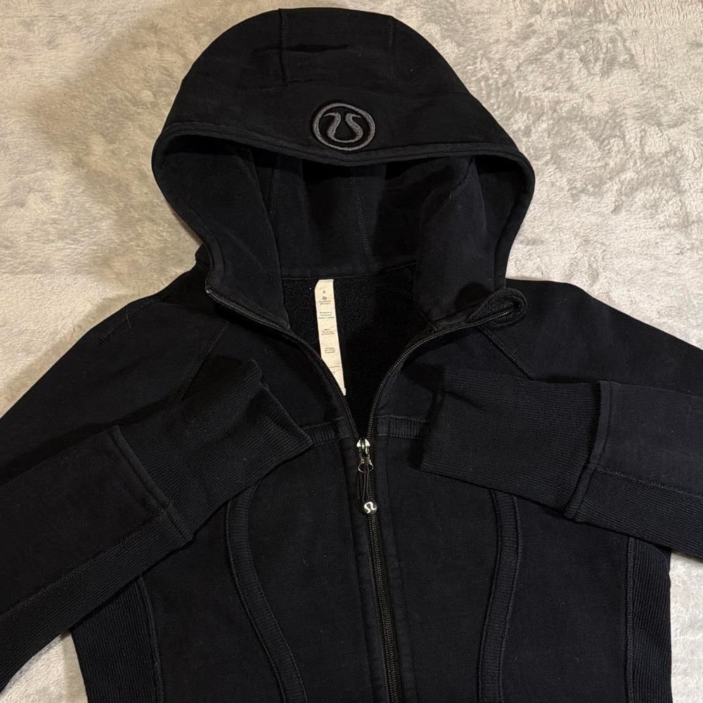 Lululemon Scuba Hoodie | Classic Black | Size 8